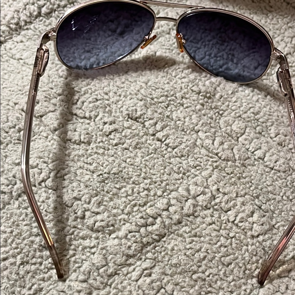 Fossil Metallic Frame Sunglasses - Picture 6 of 11